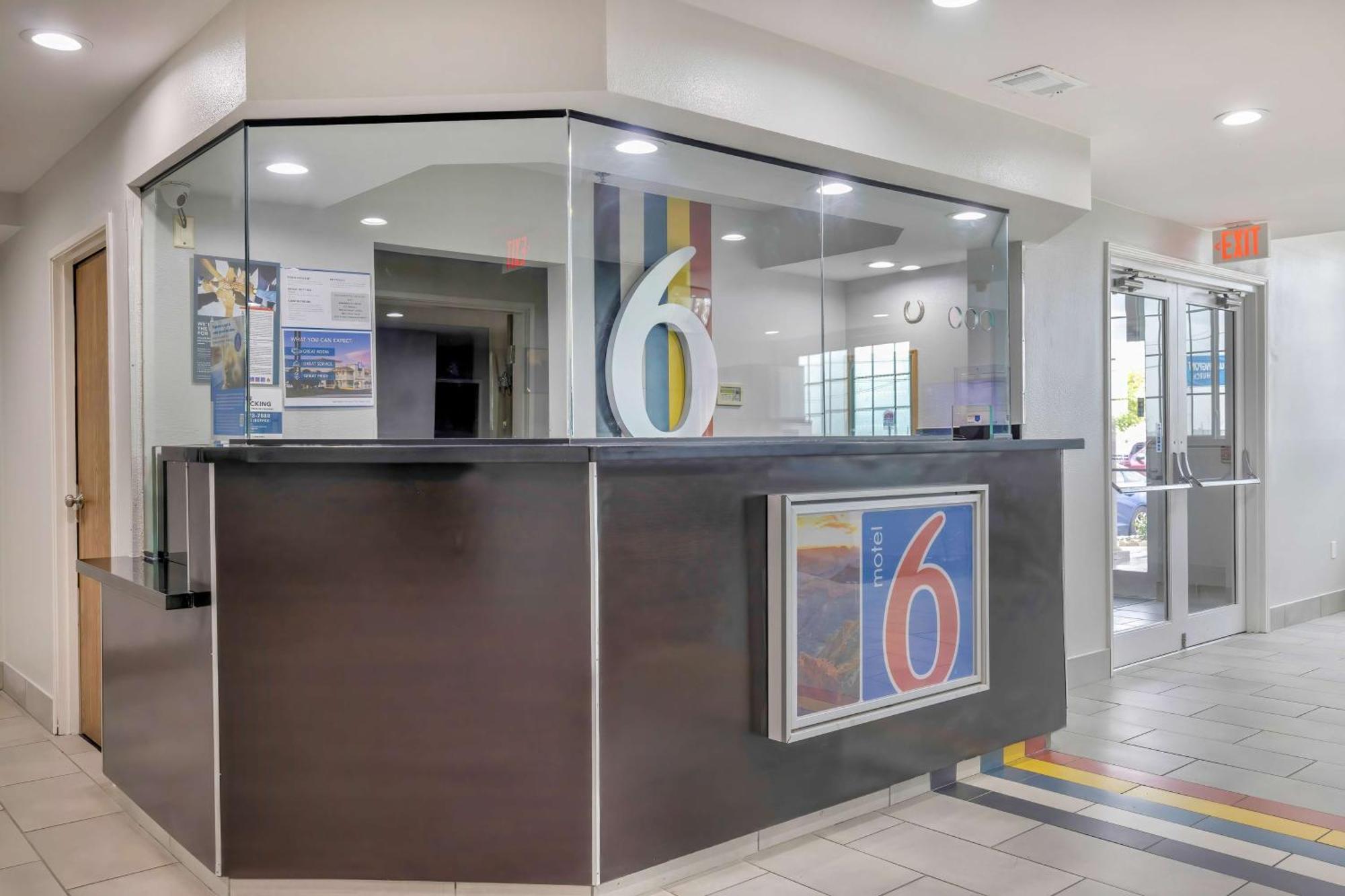 Motel 6-Fort Worth, Tx - Burleson Buitenkant foto